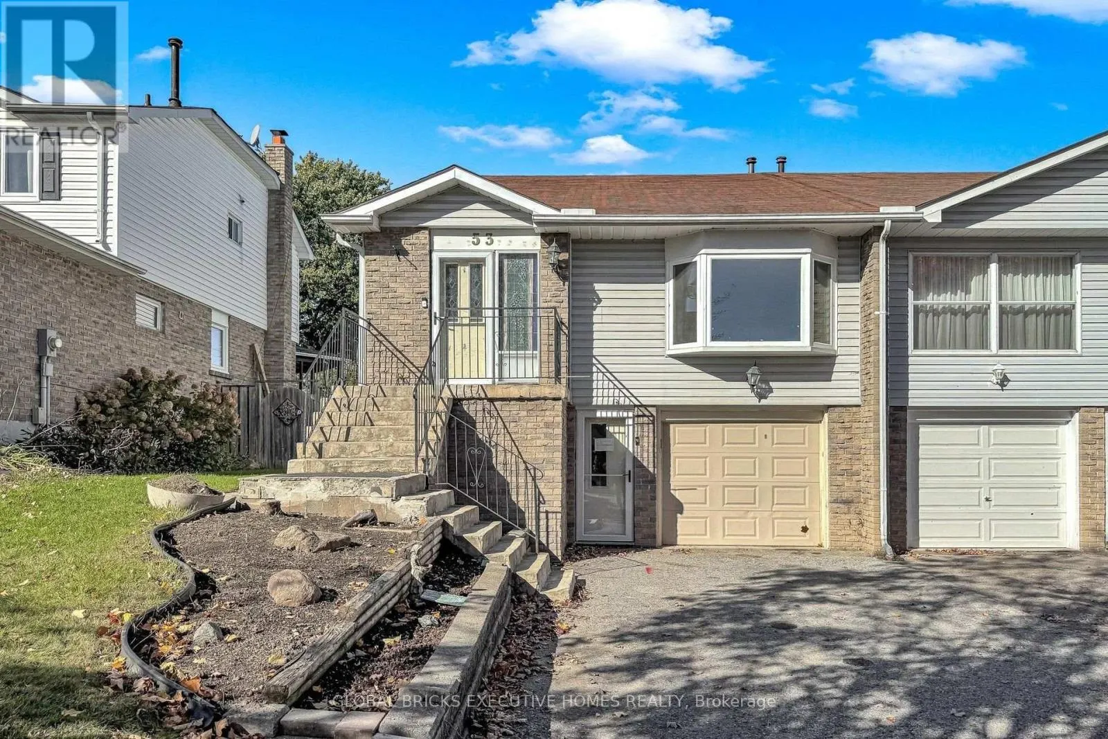 53 GOLDRING DRIVE