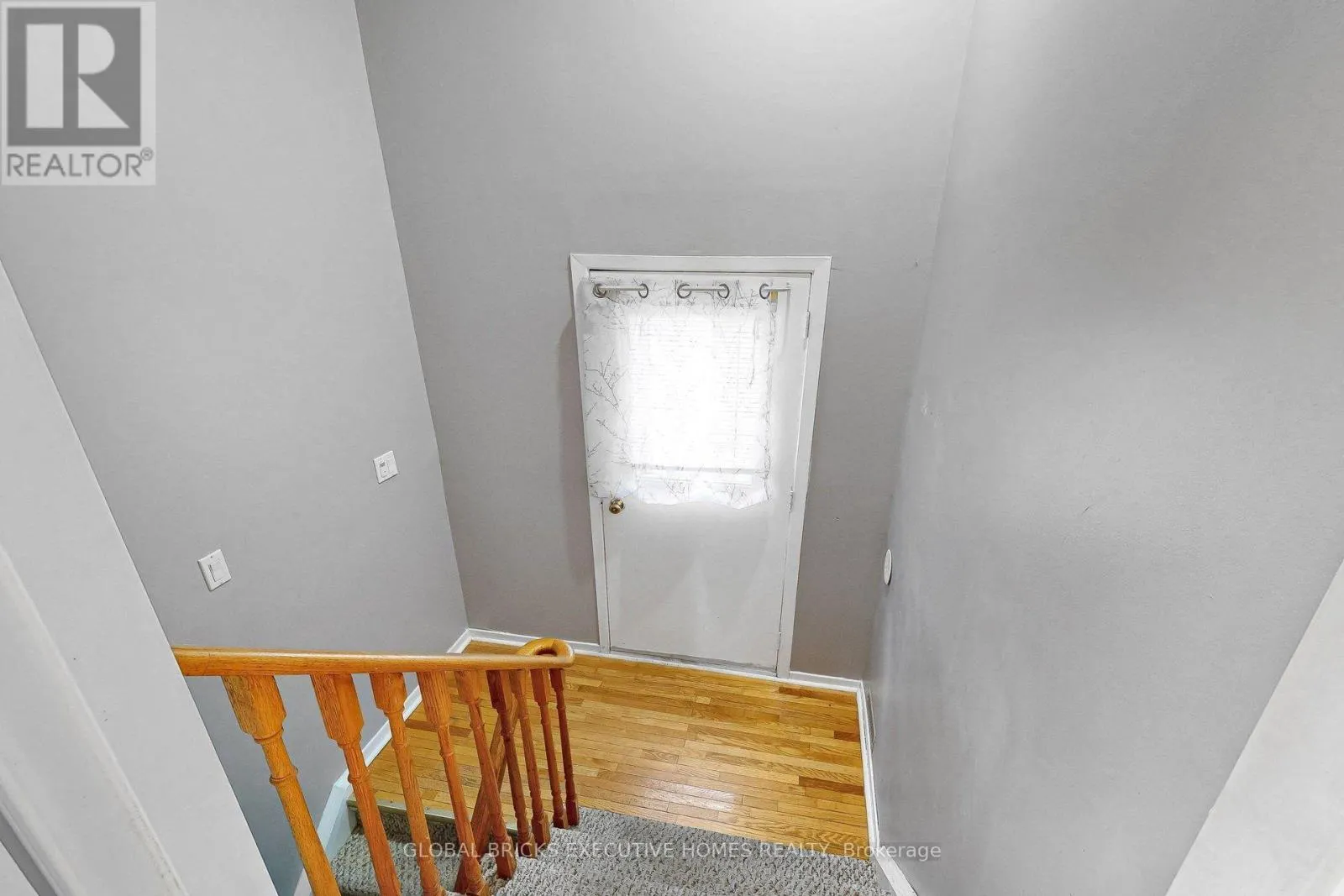 53 GOLDRING DRIVE