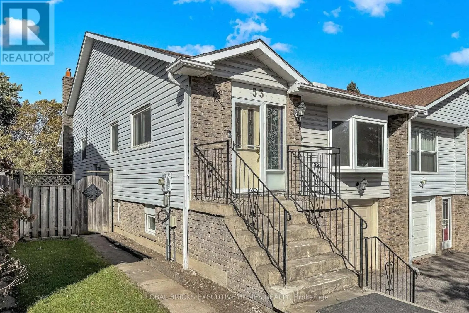 53 GOLDRING DRIVE