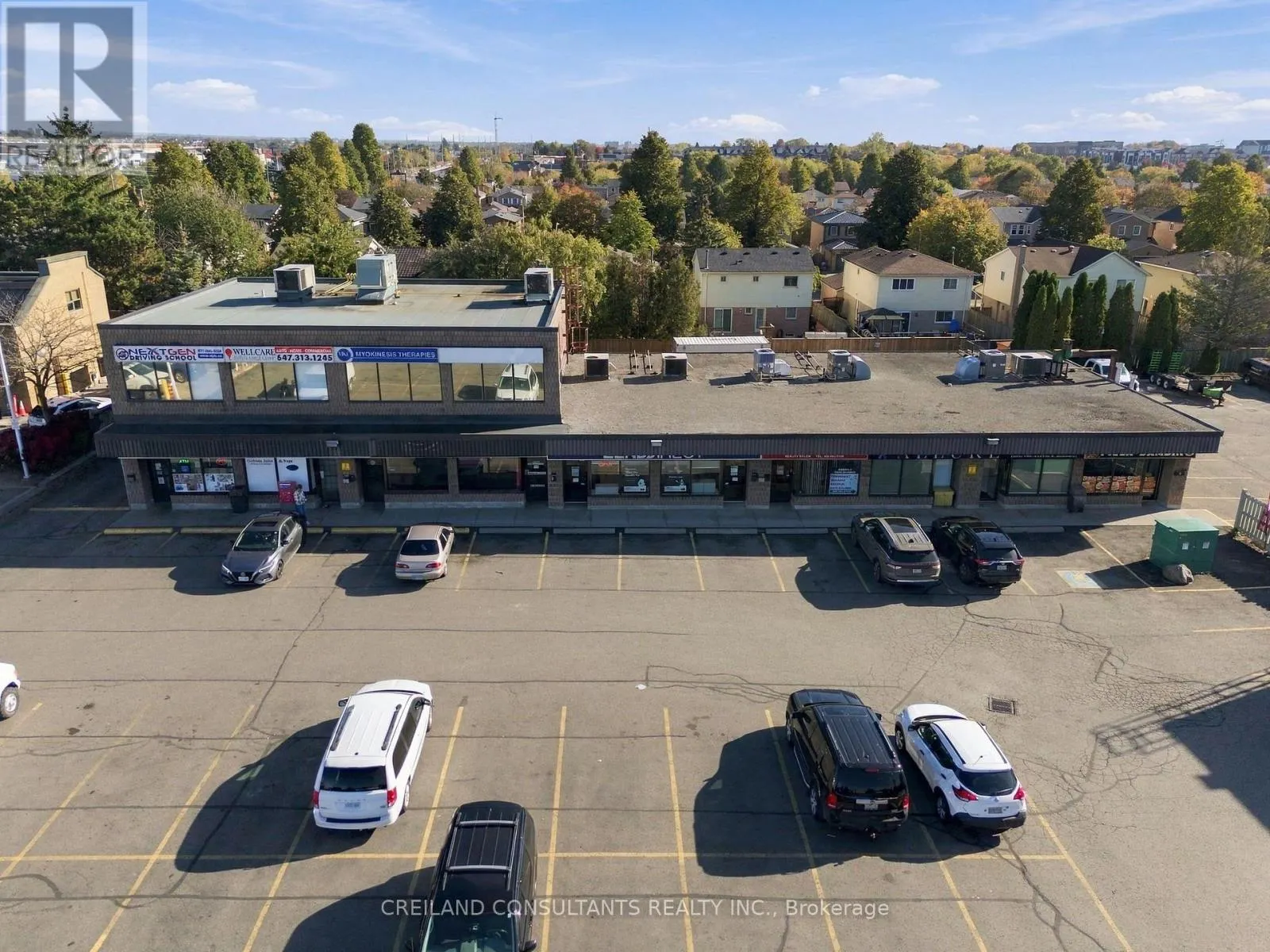 3 HARWOOD AVENUE S