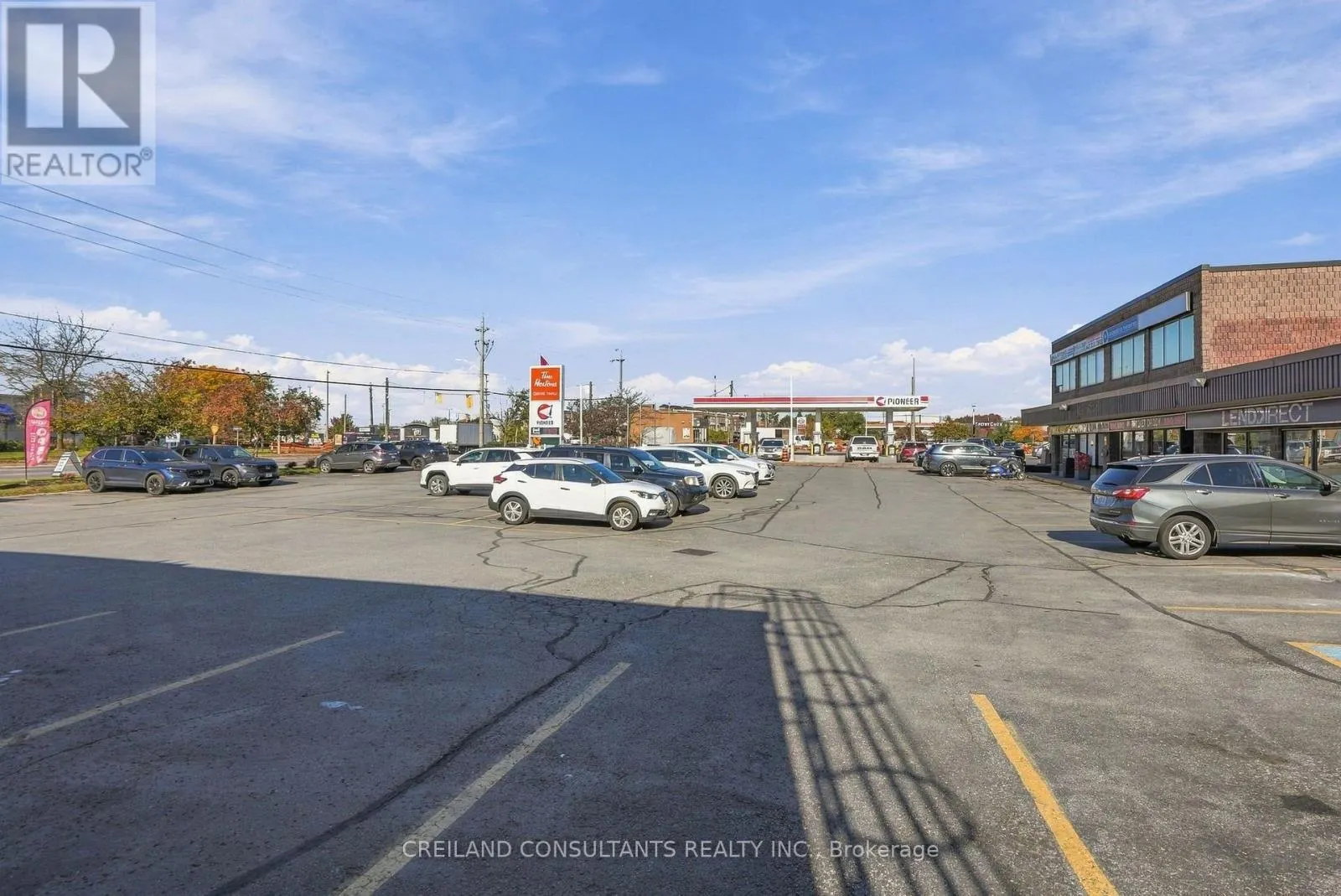 3 HARWOOD AVENUE S