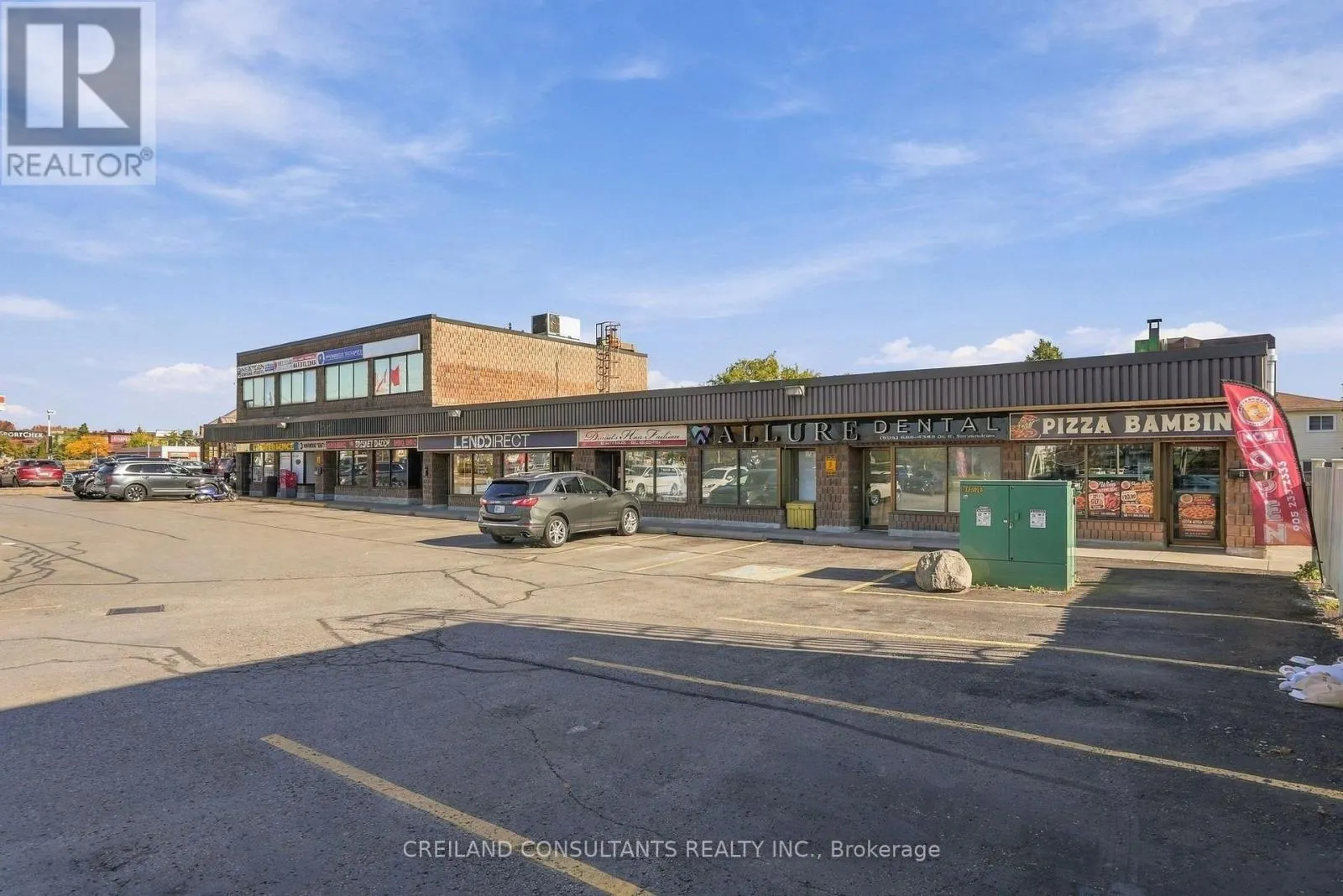 3 HARWOOD AVENUE S