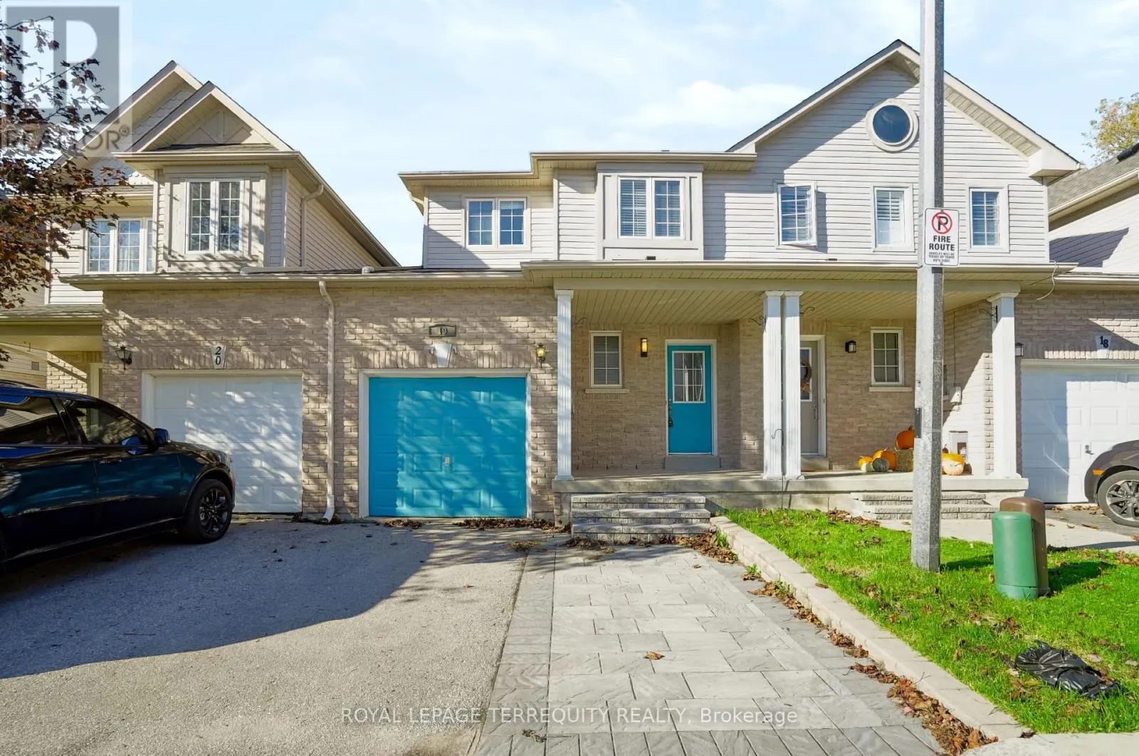 19 - 253 SPRUCEWOOD CRESCENT W