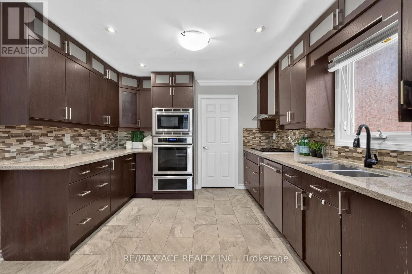 1690 MAJOR OAKS ROAD