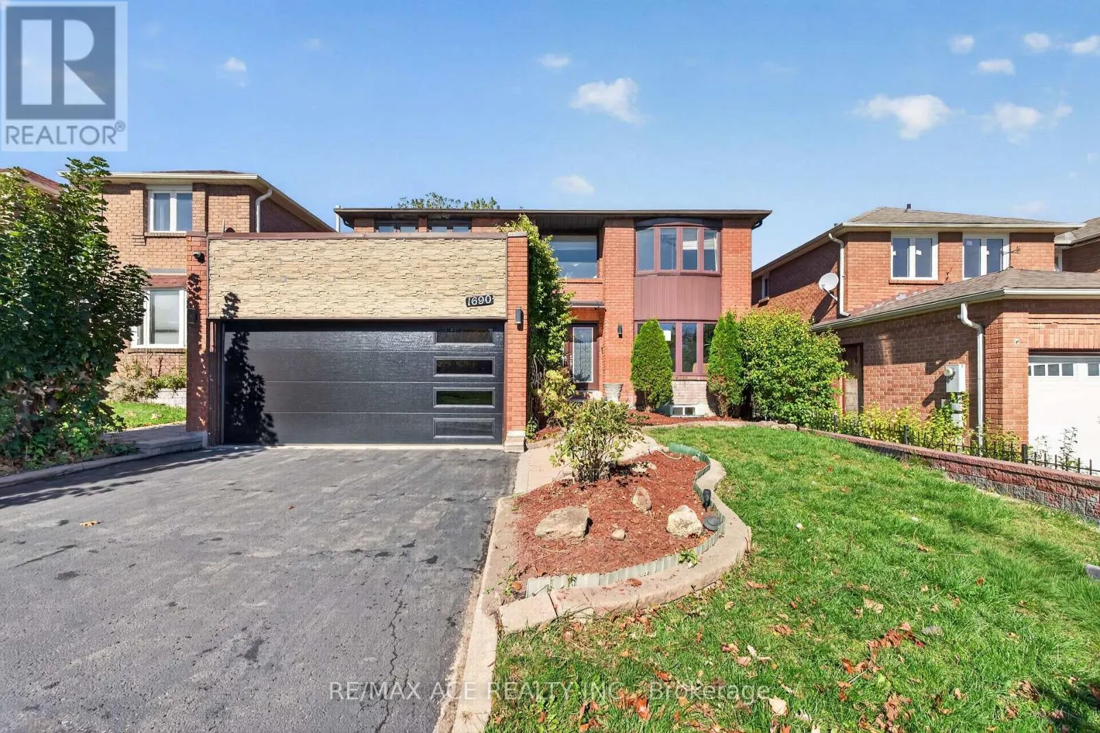 1690 MAJOR OAKS ROAD