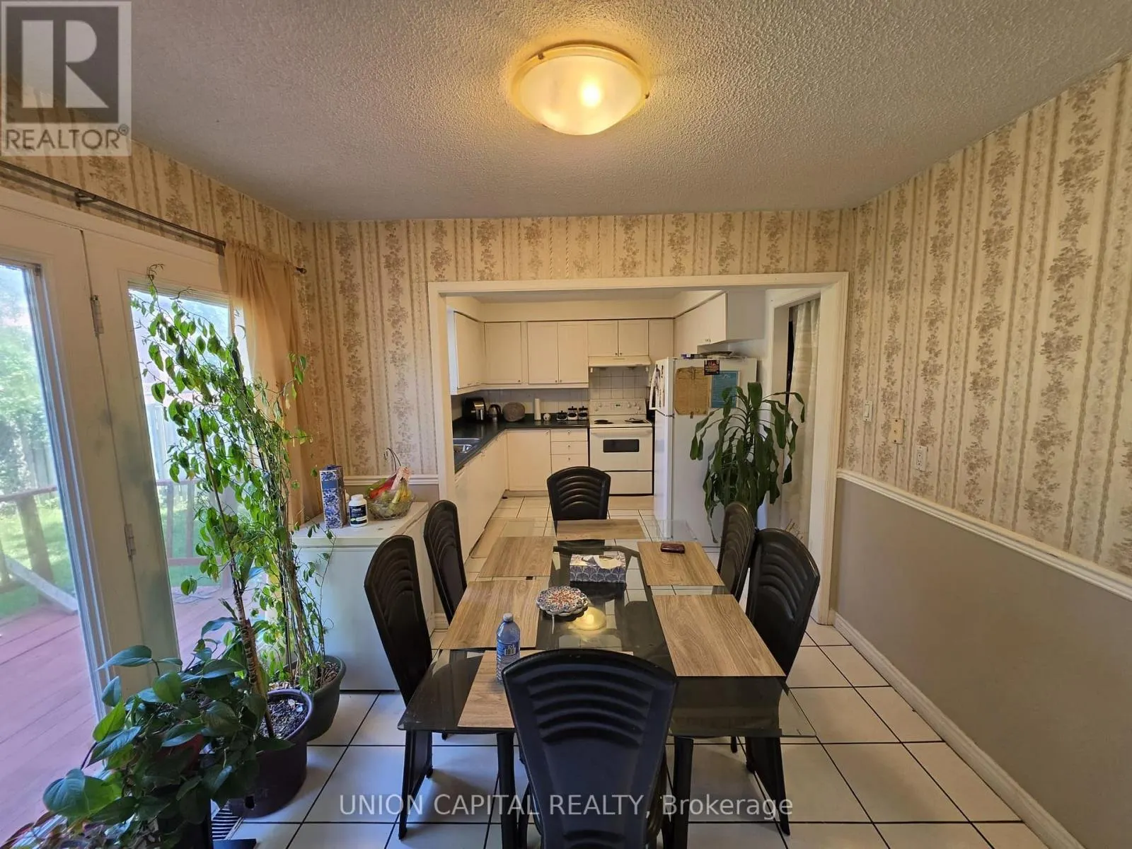 2363 STRATHMORE CRESCENT