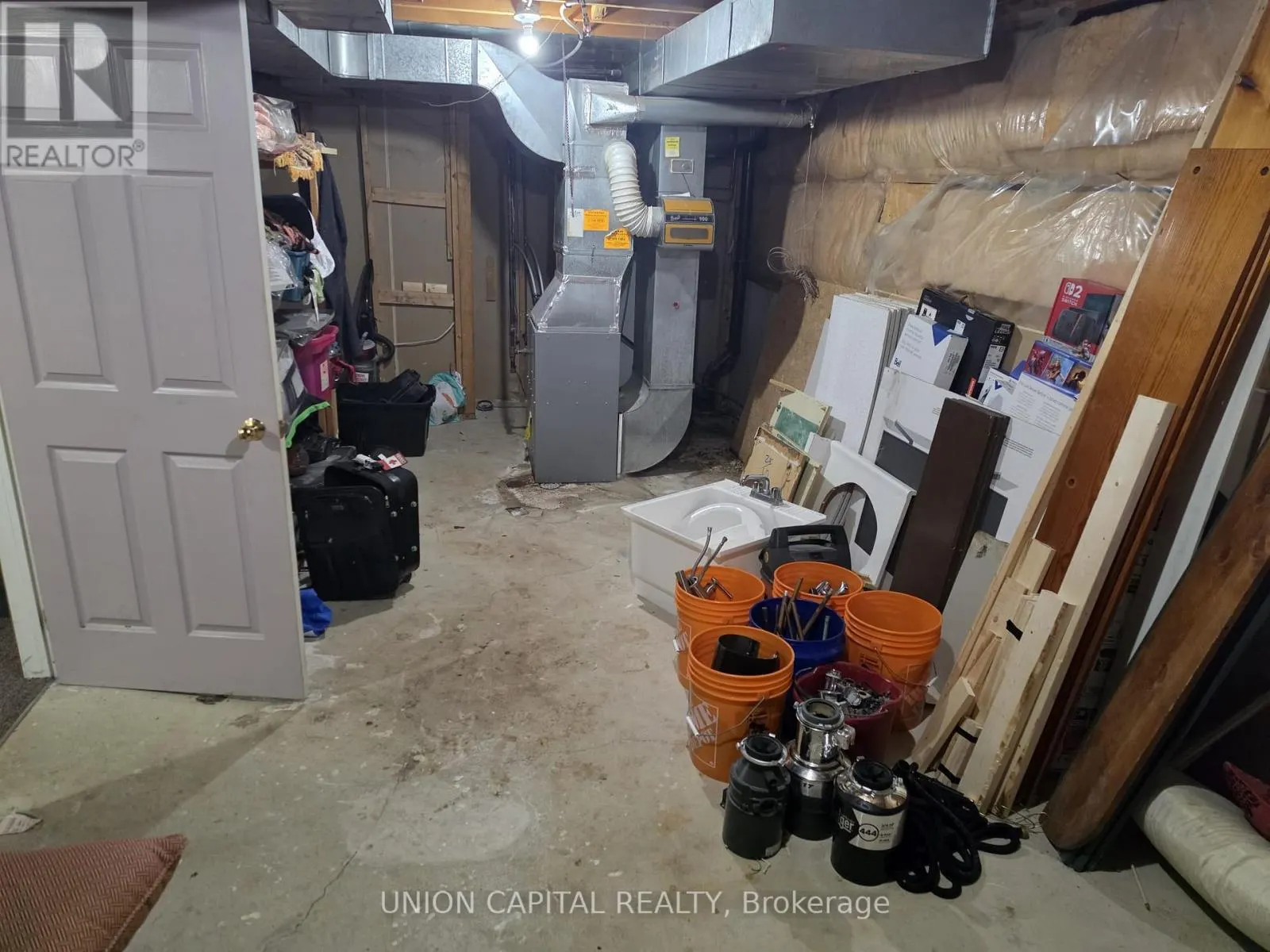 2363 STRATHMORE CRESCENT