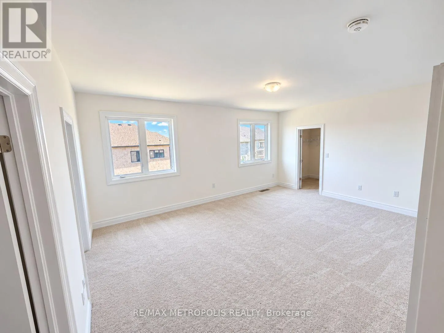 2224 BECKMAN CRESCENT