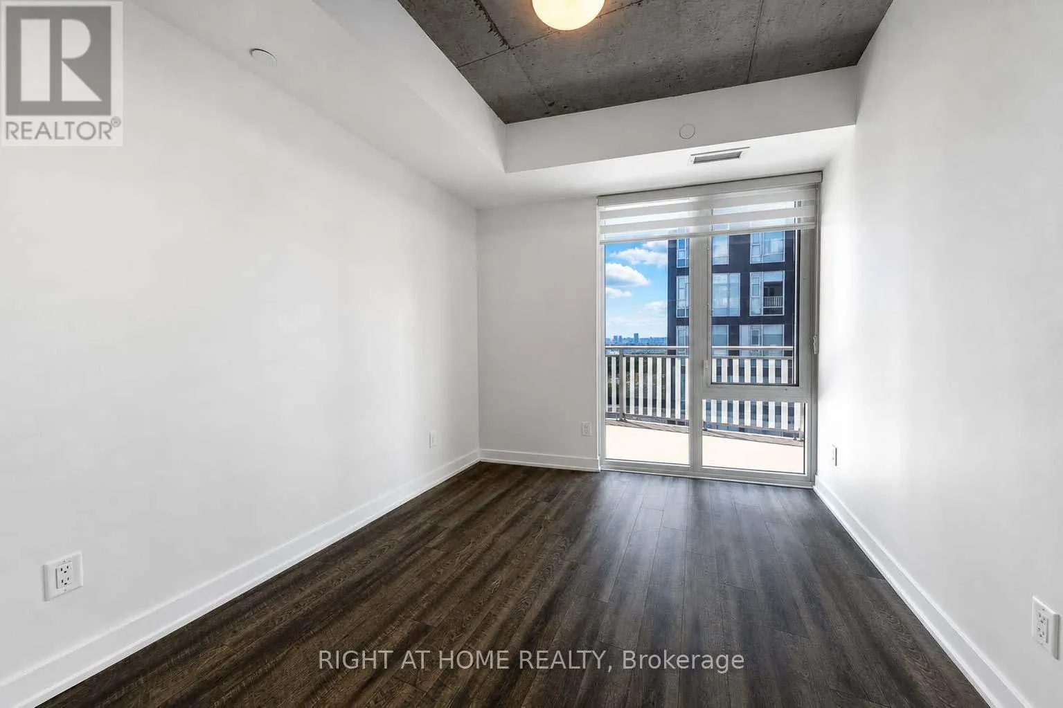 903 - 45 BASEBALL PLACE