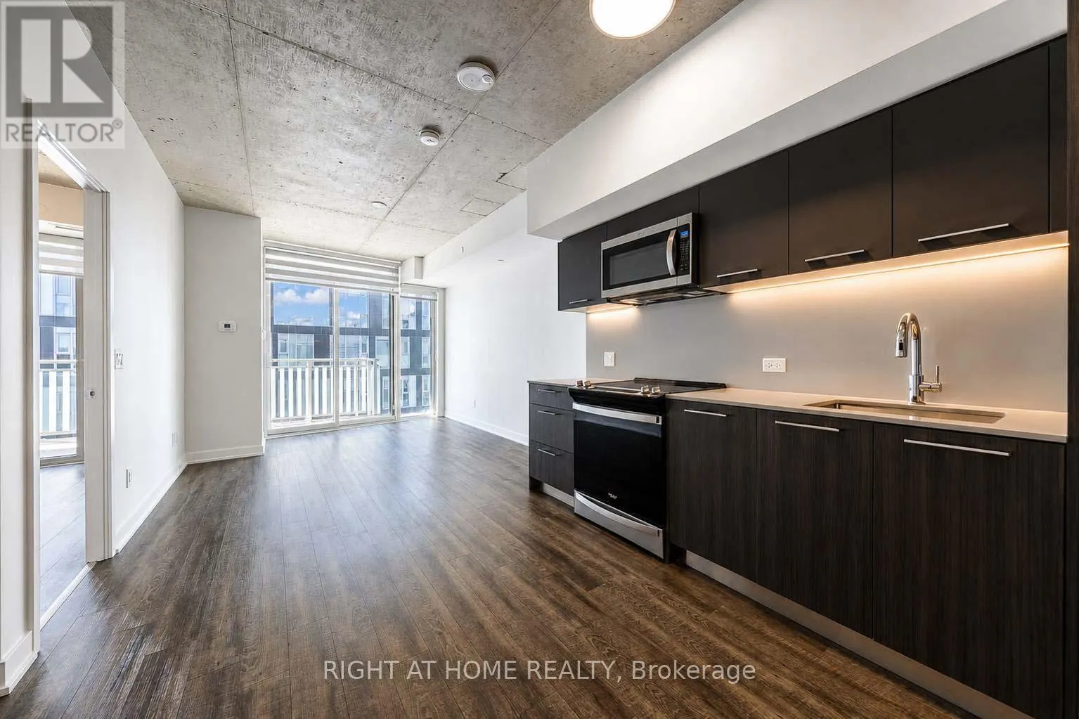 903 - 45 BASEBALL PLACE
