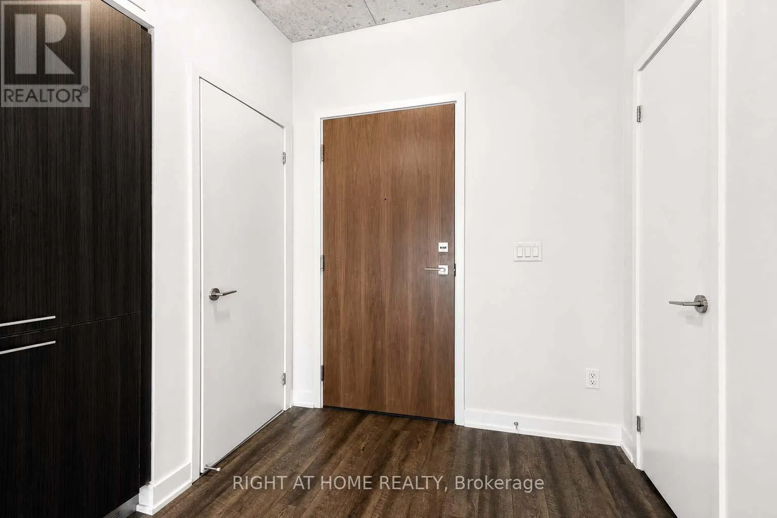 903 - 45 BASEBALL PLACE