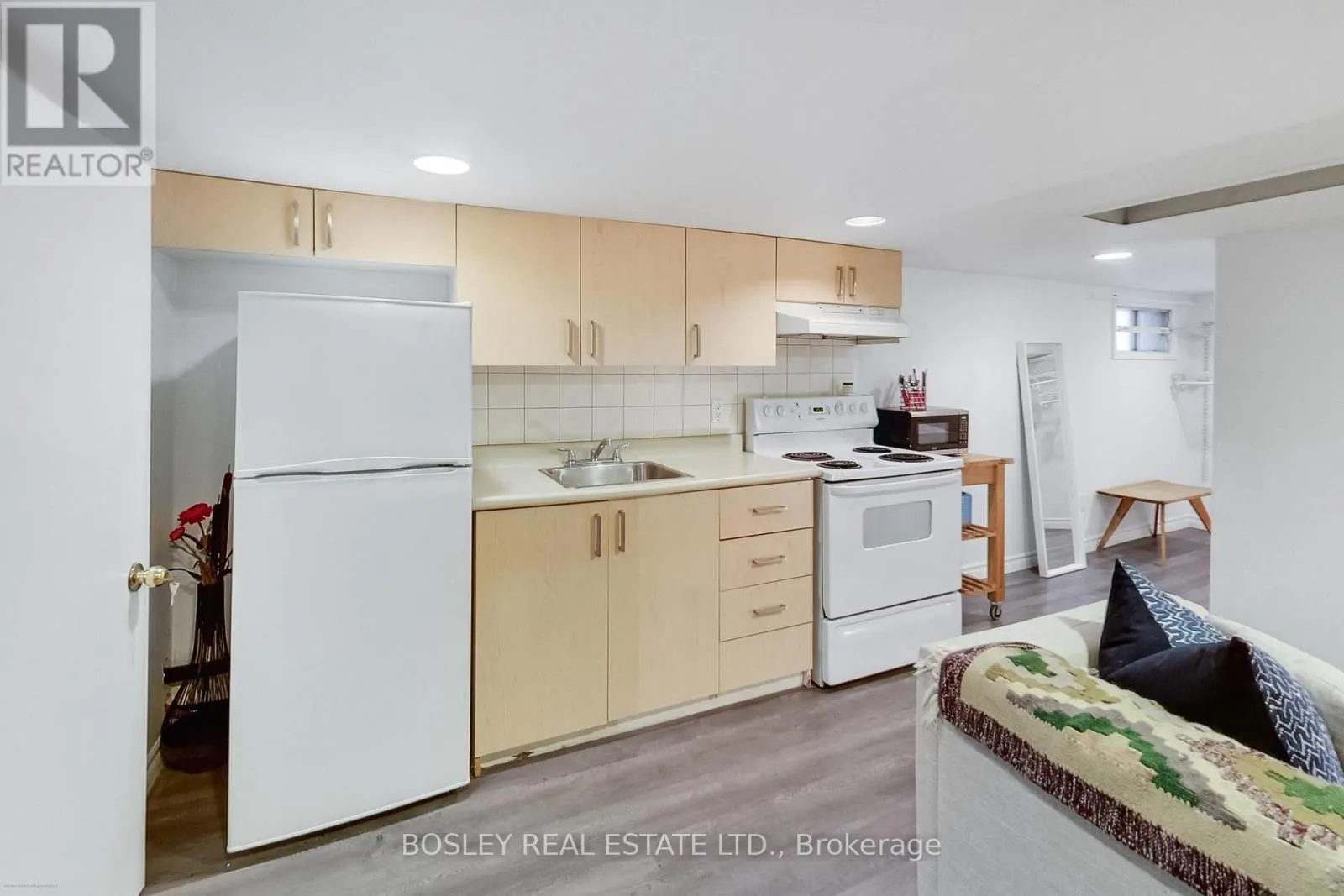 97 OAKCREST AVENUE