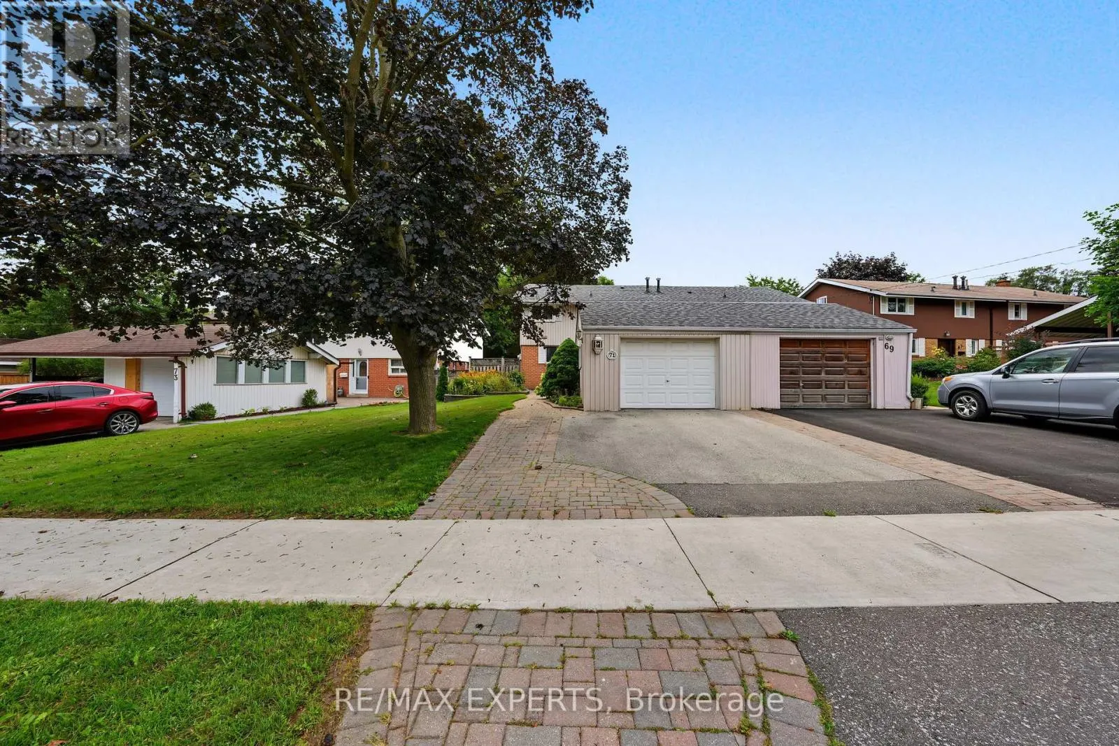 71 DOGWOOD CRESCENT