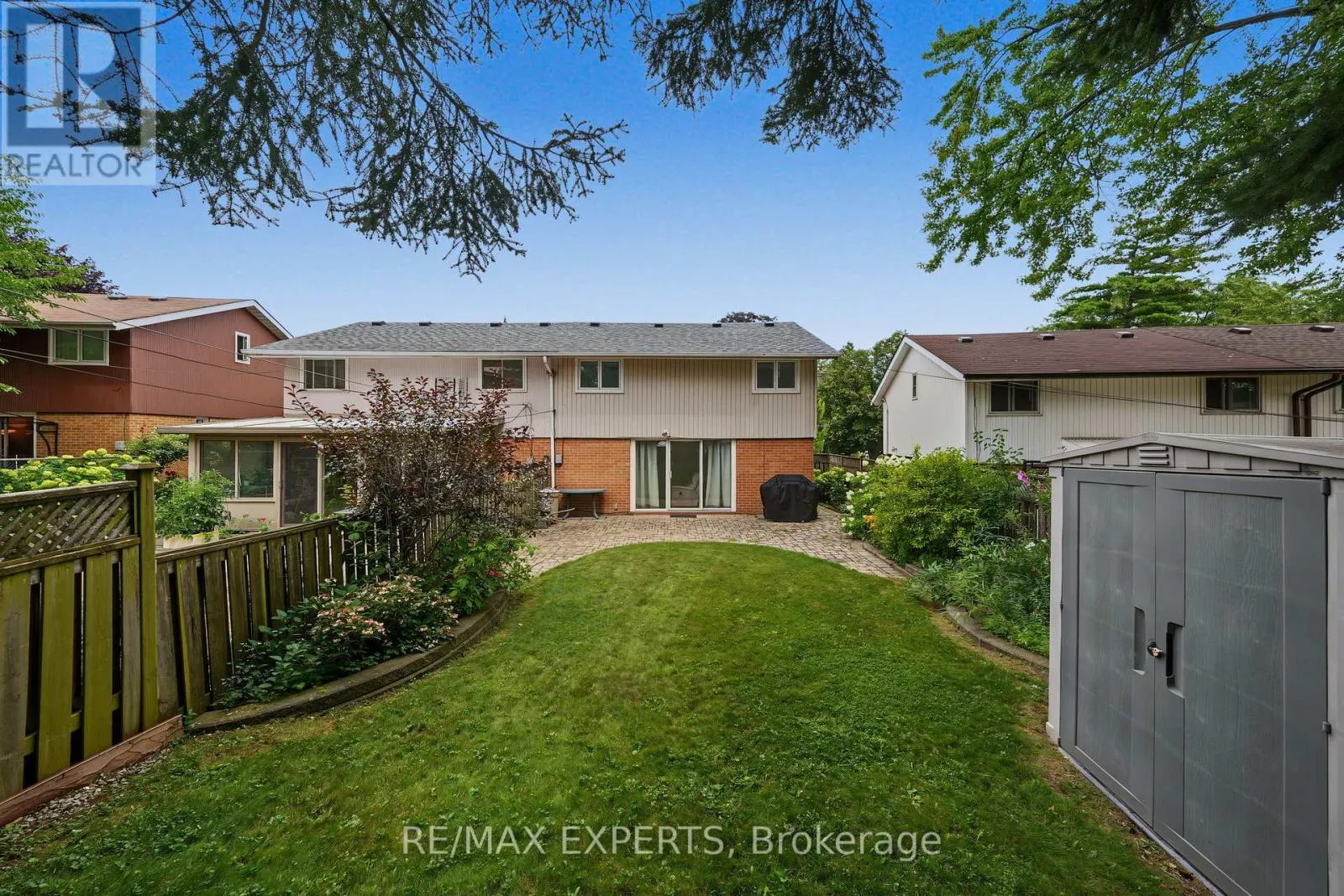 71 DOGWOOD CRESCENT