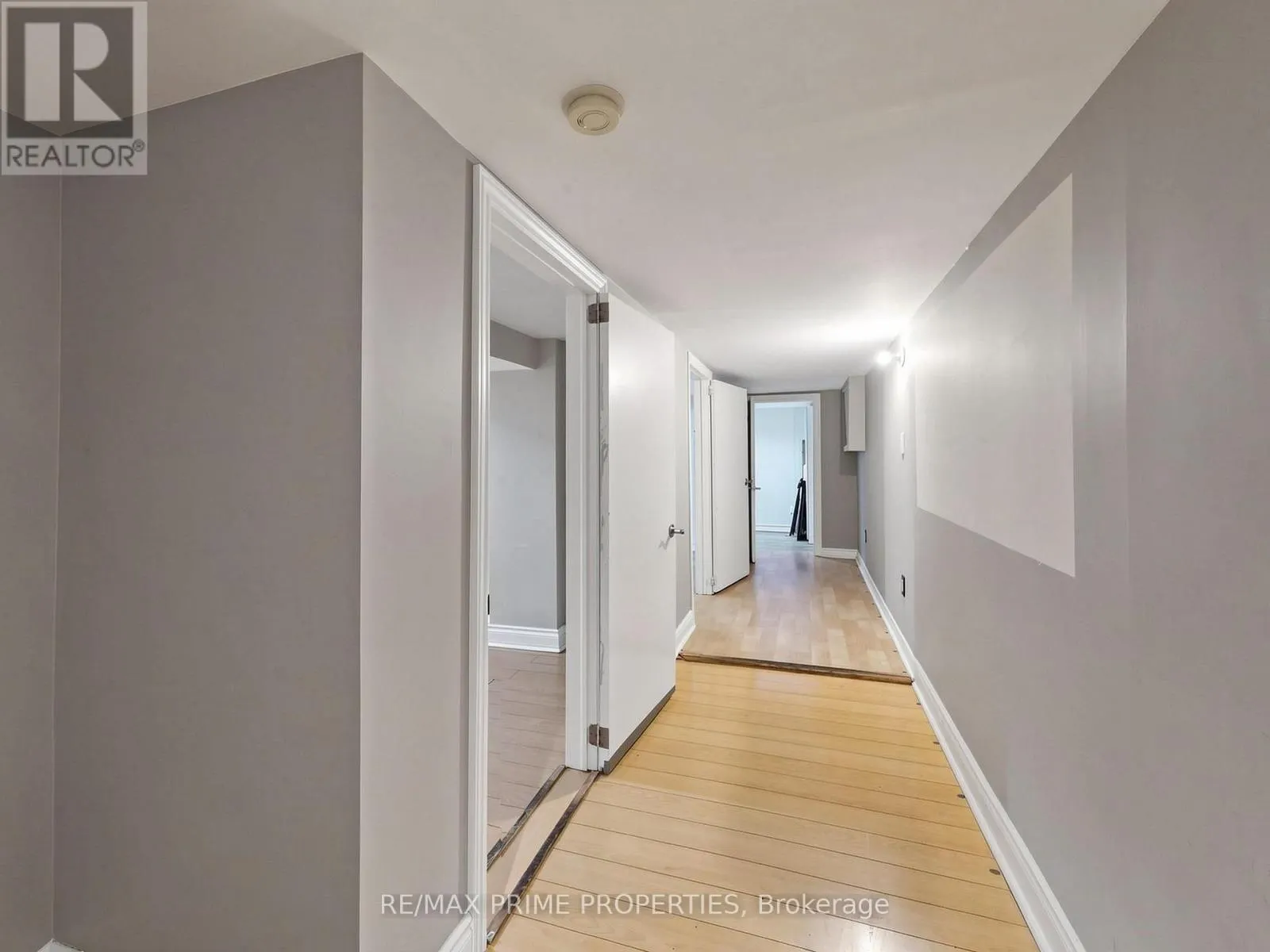 18 DENTONIA PARK AVENUE