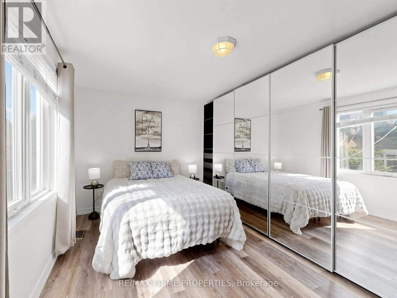 18 DENTONIA PARK AVENUE