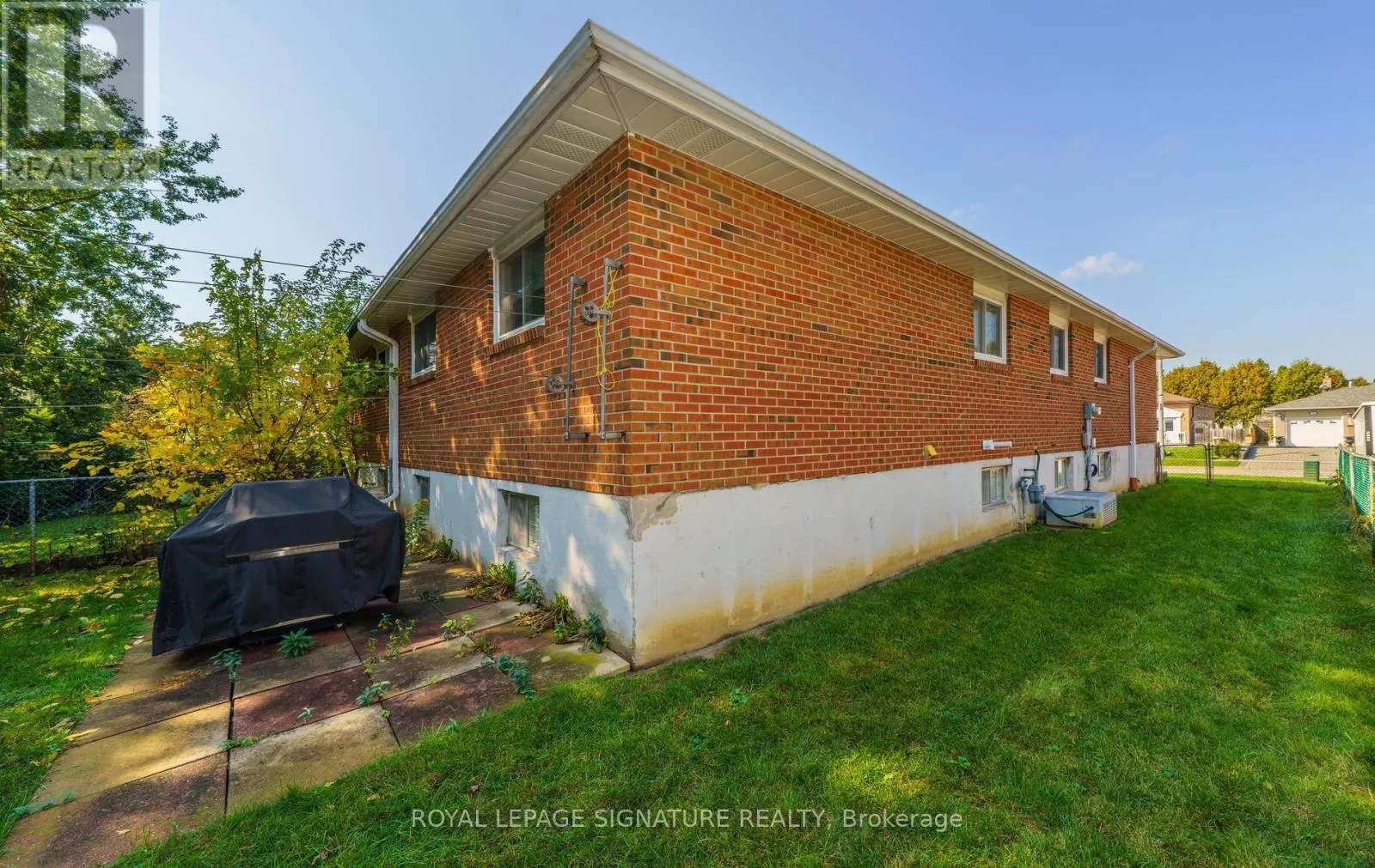 57 DARNBOROUGH WAY