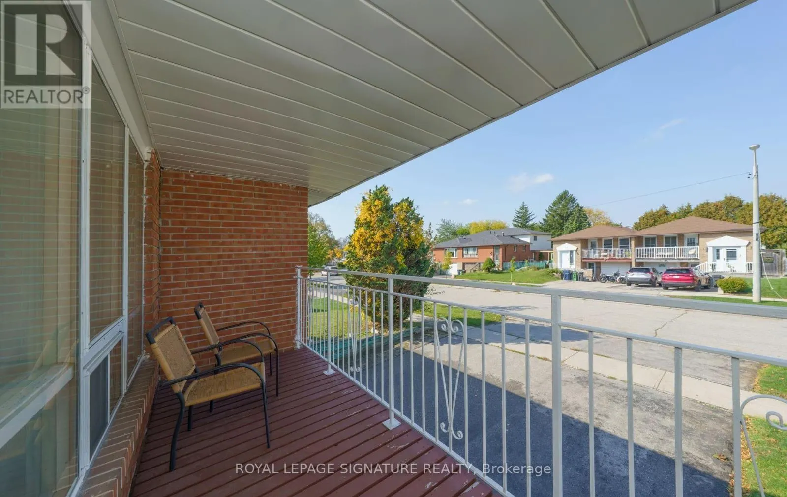 57 DARNBOROUGH WAY