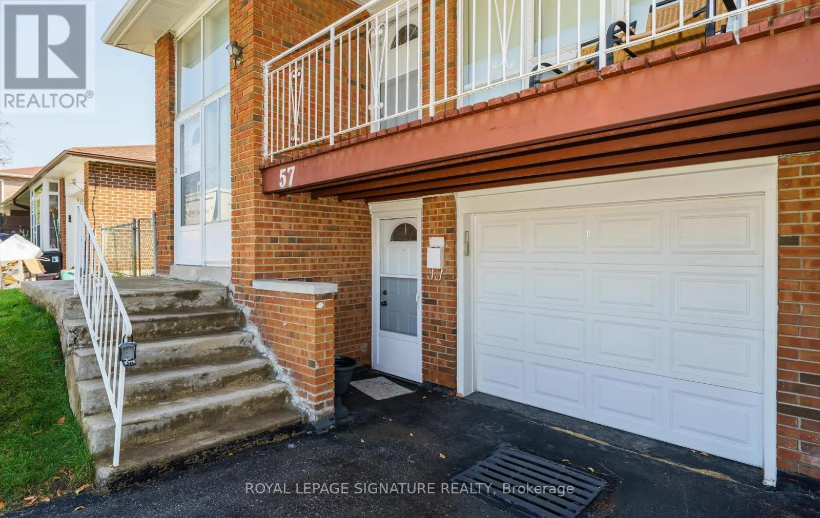 57 DARNBOROUGH WAY