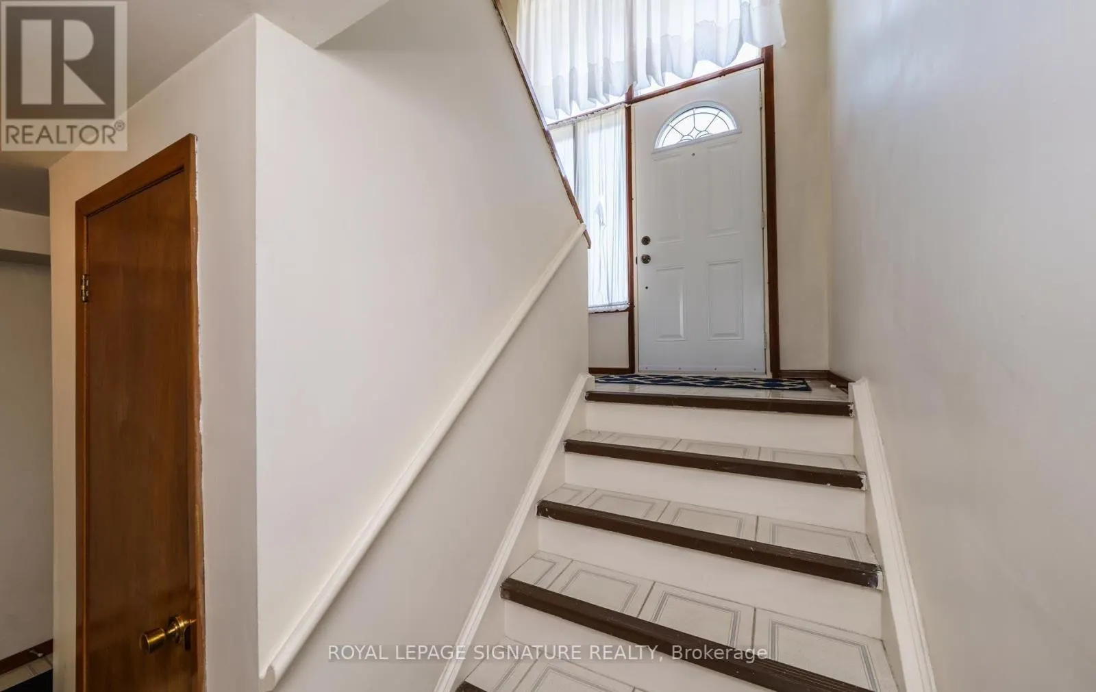 57 DARNBOROUGH WAY