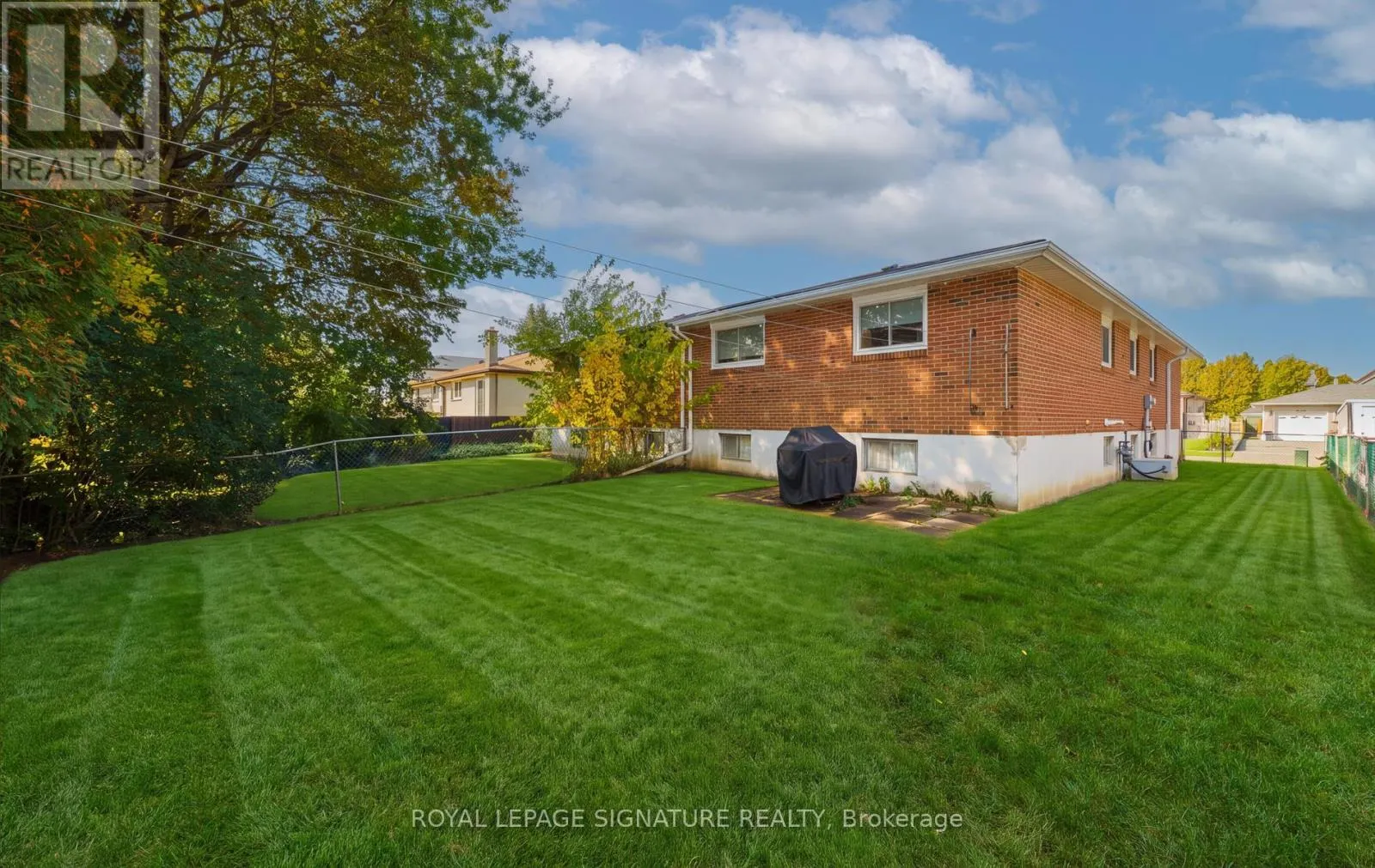 57 DARNBOROUGH WAY