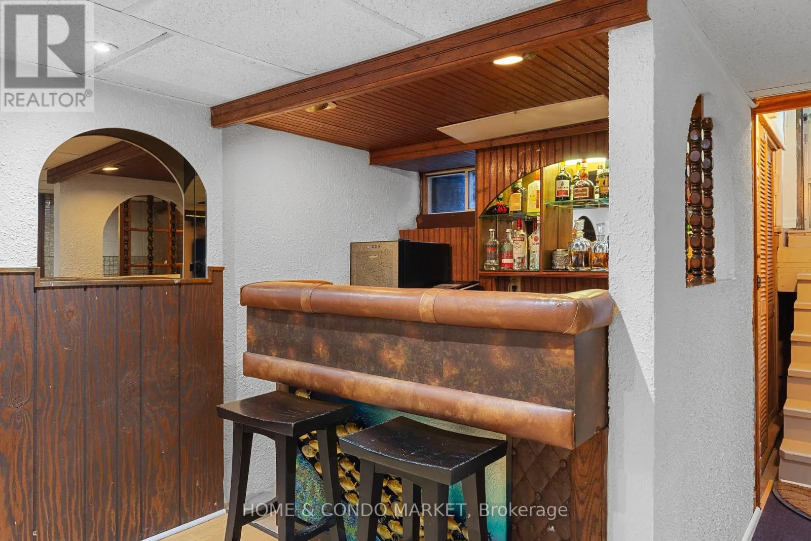 164 BROOKSIDE DRIVE