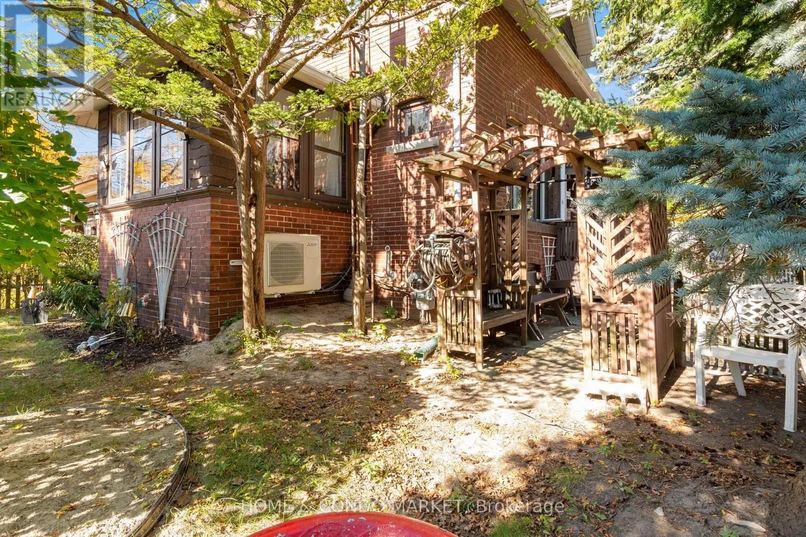 164 BROOKSIDE DRIVE