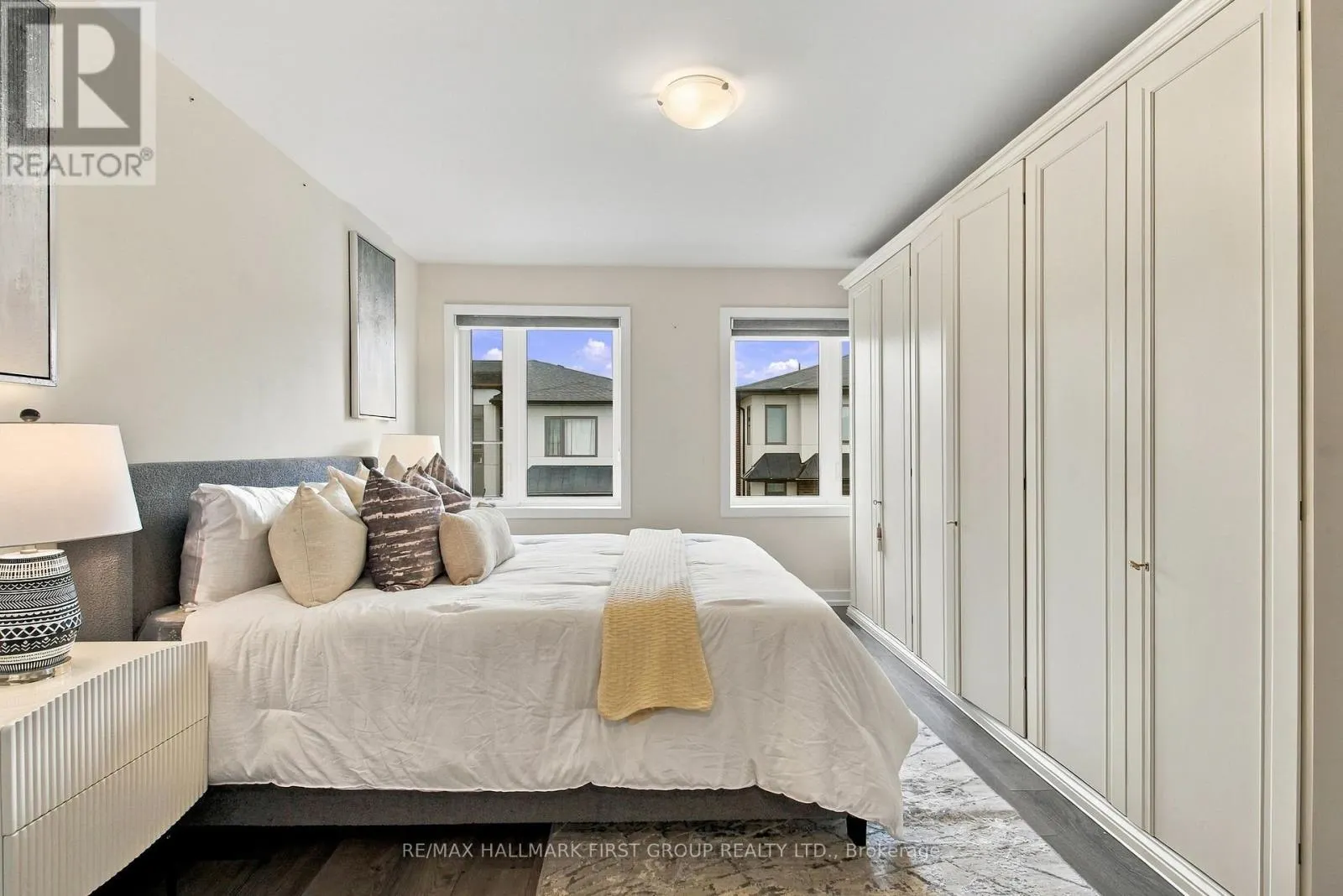 303 - 250 FINCH AVENUE