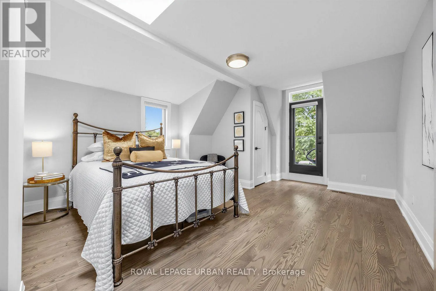 287 GLEBEMOUNT AVENUE