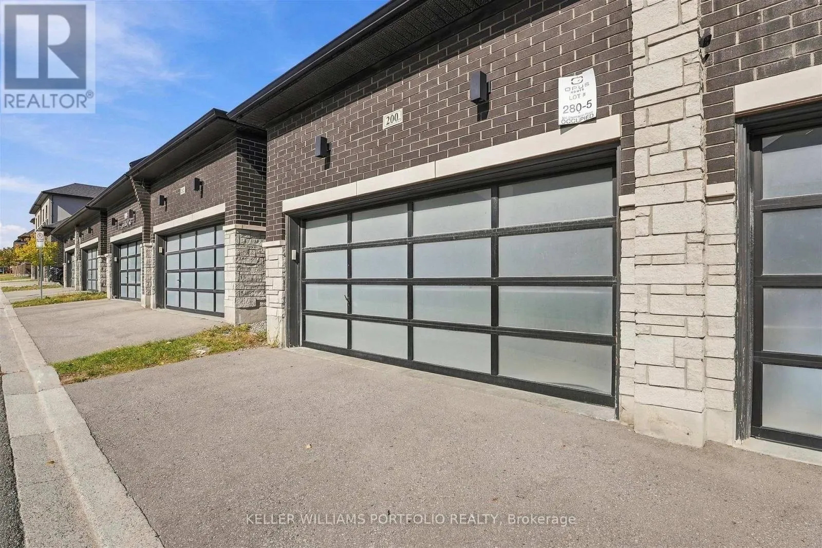200 CORONATION ROAD