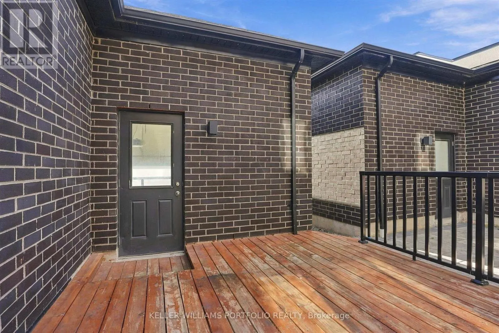 200 CORONATION ROAD