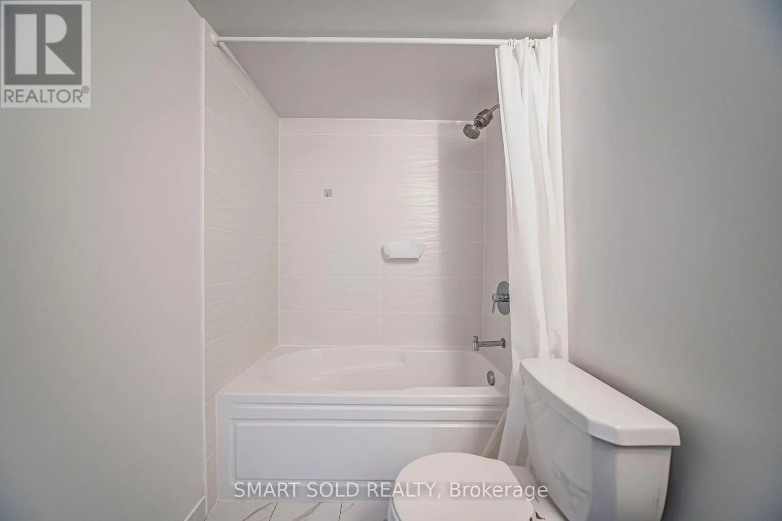 329 - 20 MEADOWGLEN PLACE