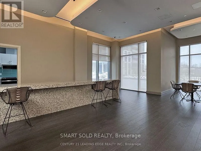 329 - 20 MEADOWGLEN PLACE