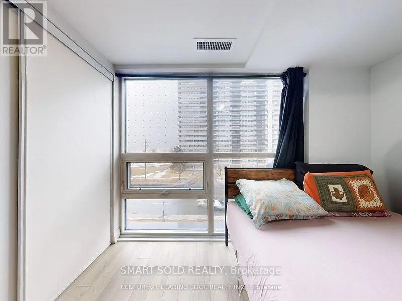 329 - 20 MEADOWGLEN PLACE