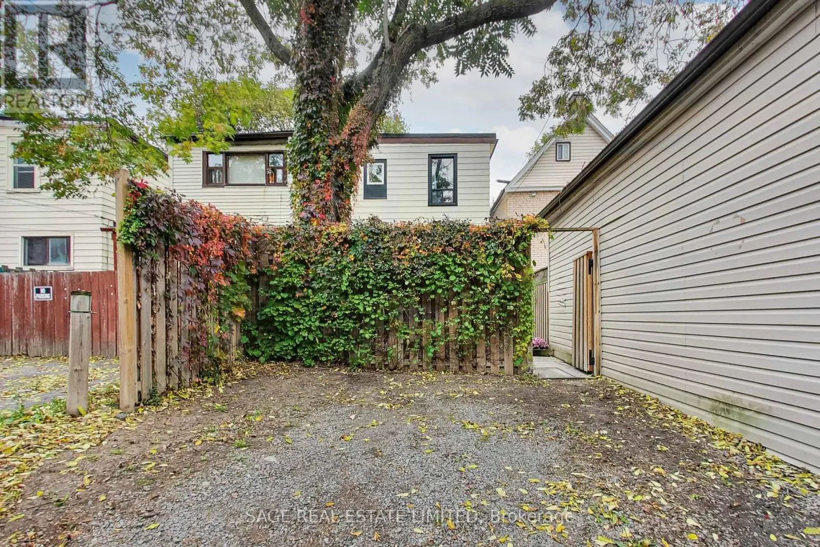 346 LESLIE STREET
