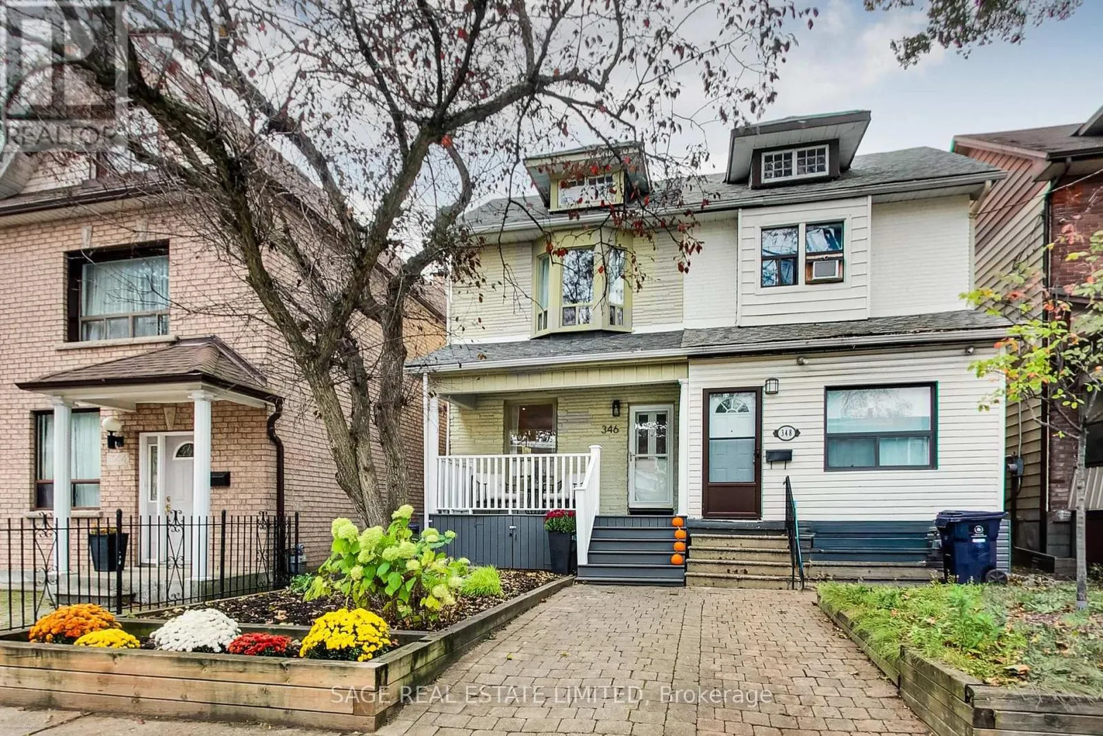 346 LESLIE STREET
