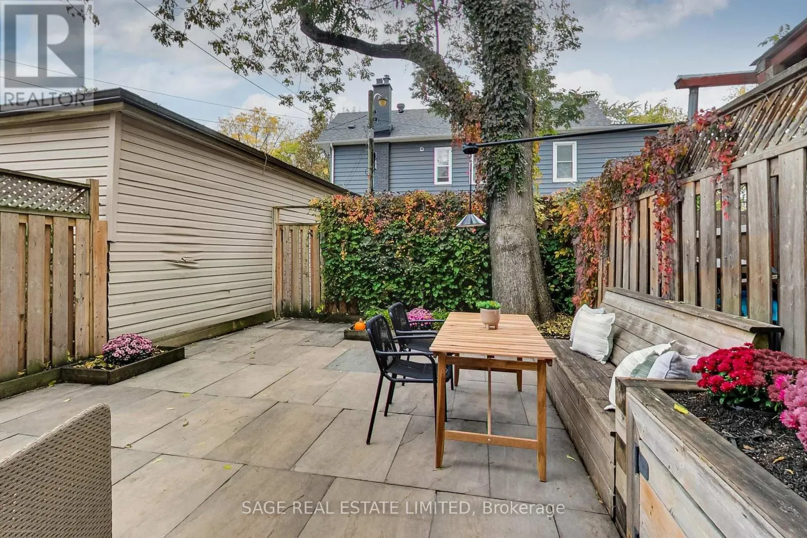 346 LESLIE STREET