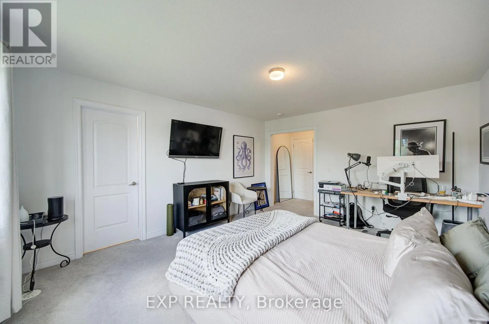 29 SORBARA WAY