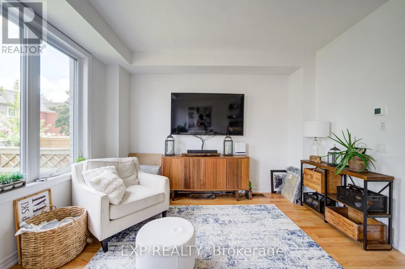 29 SORBARA WAY