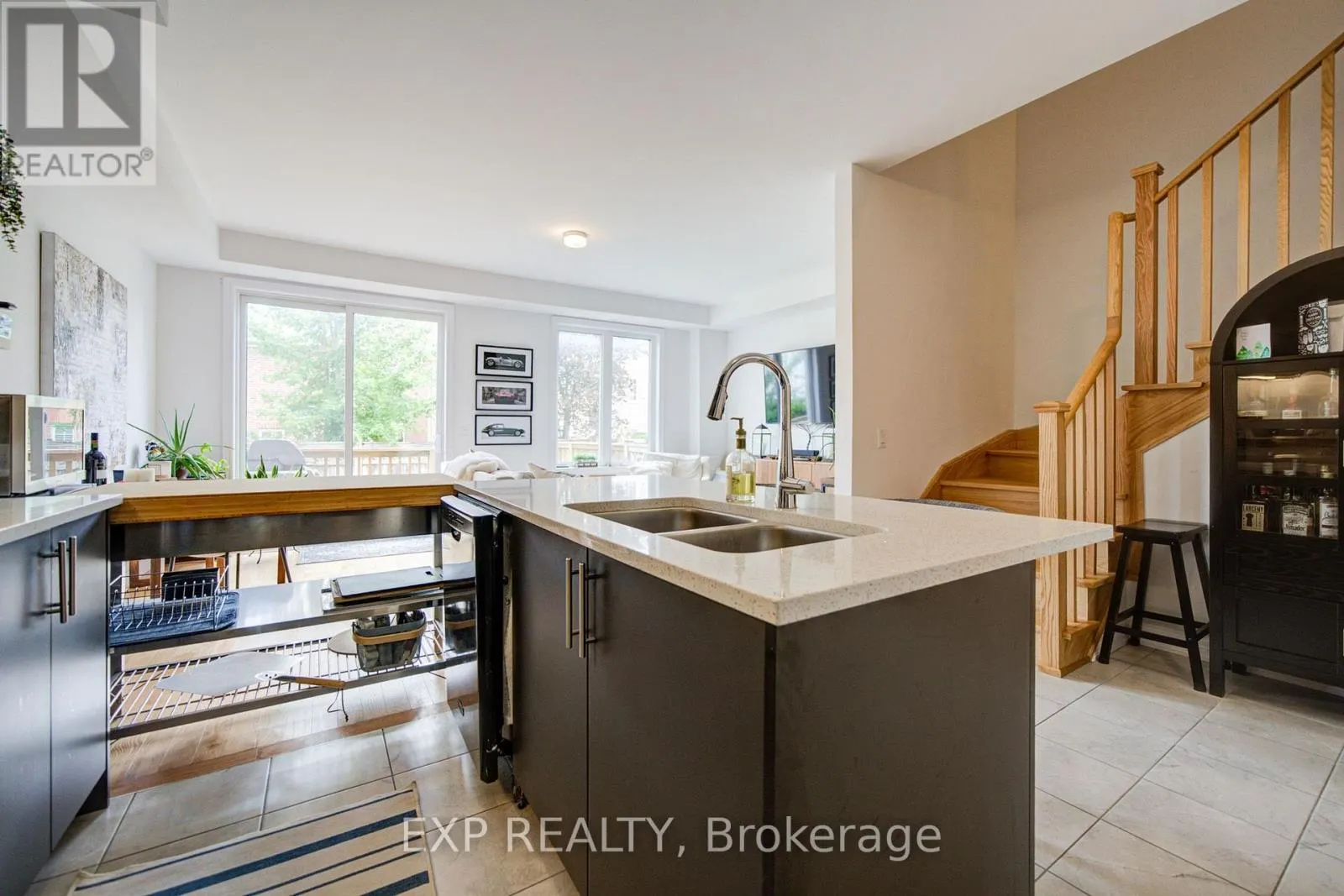 29 SORBARA WAY