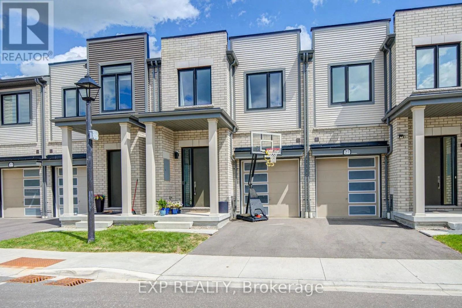 29 SORBARA WAY