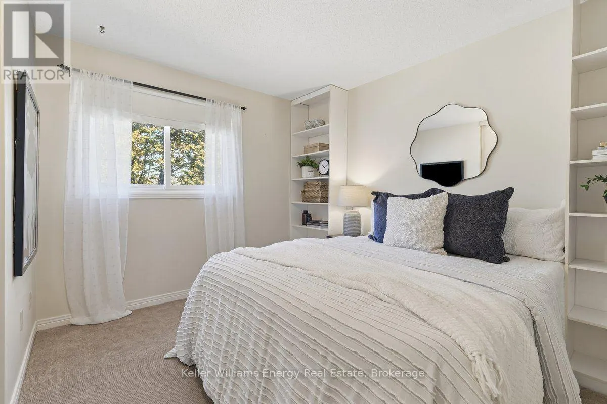 89 GEORGE REYNOLDS DRIVE