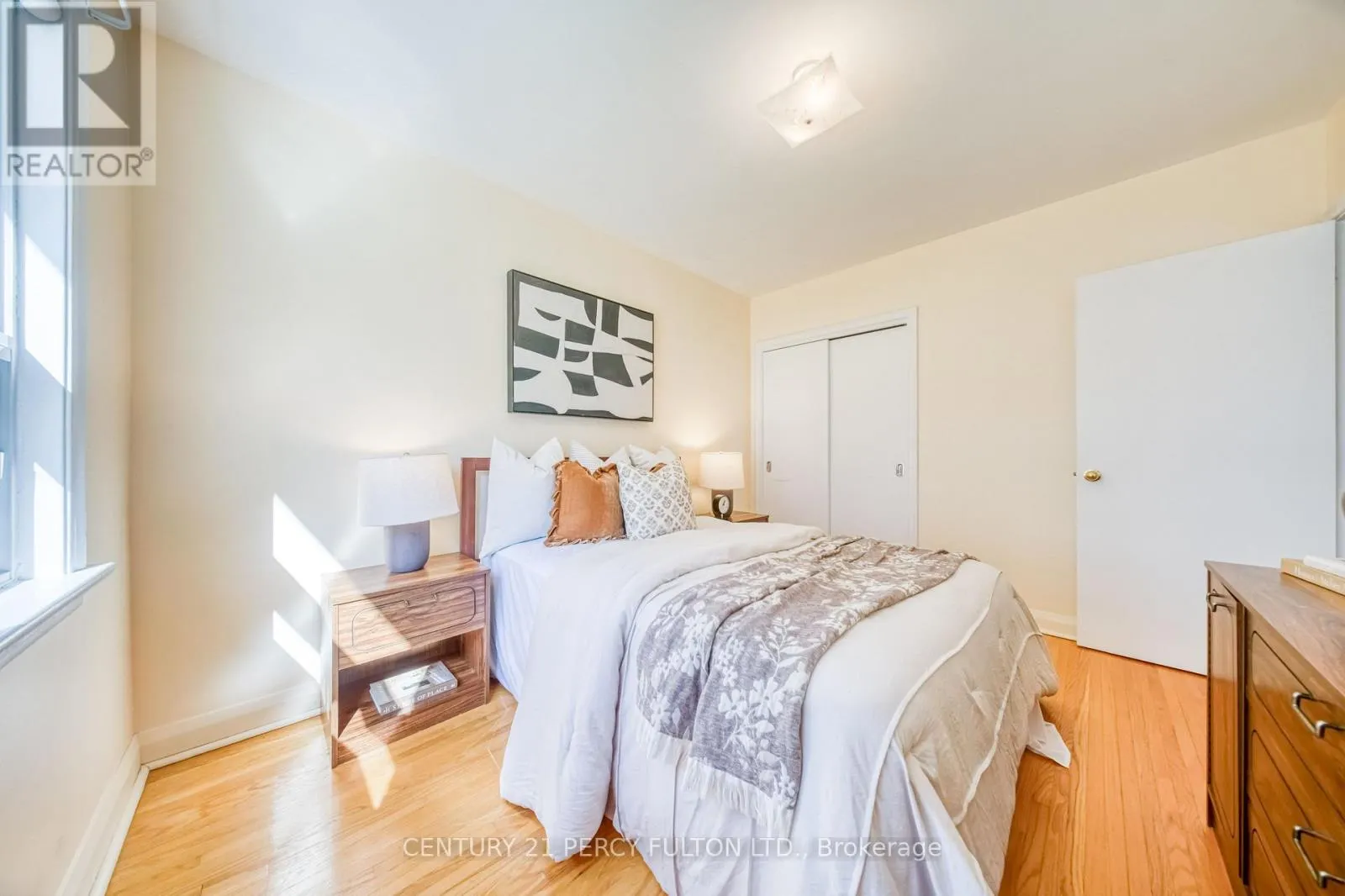 78 GILROY DRIVE