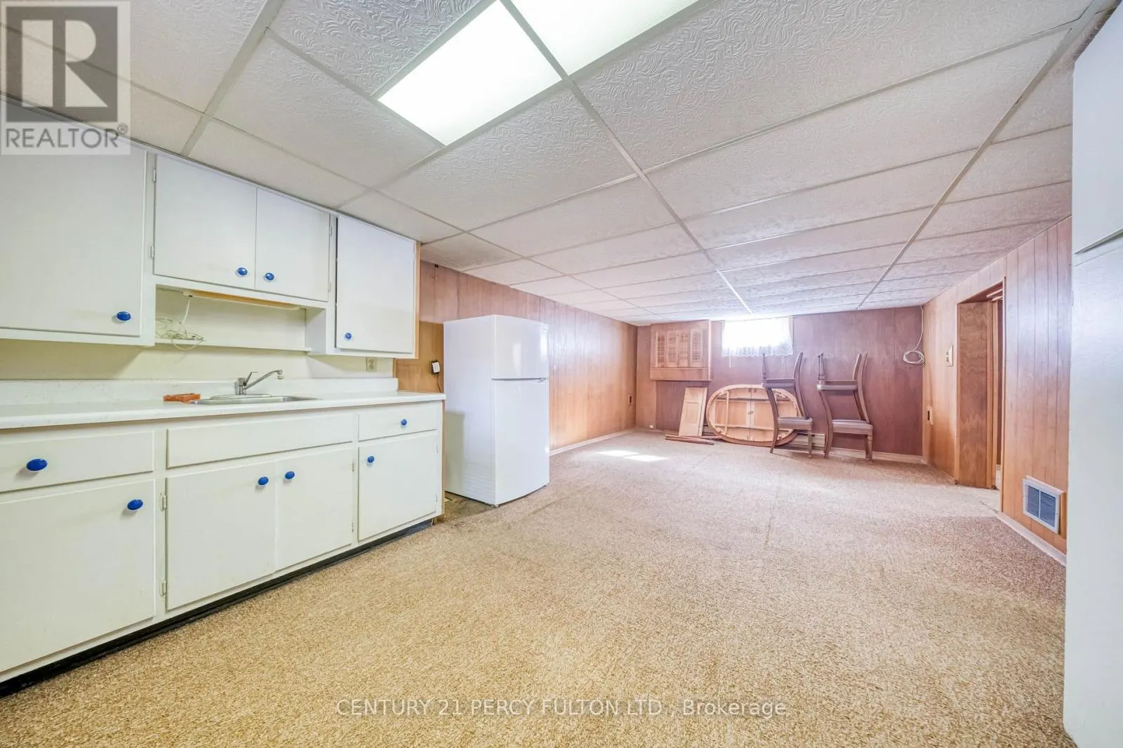 78 GILROY DRIVE