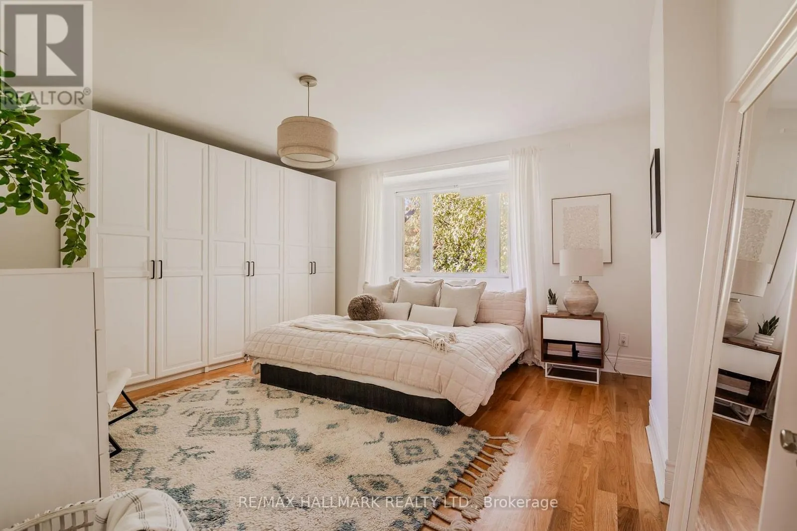 9 PRUST AVENUE