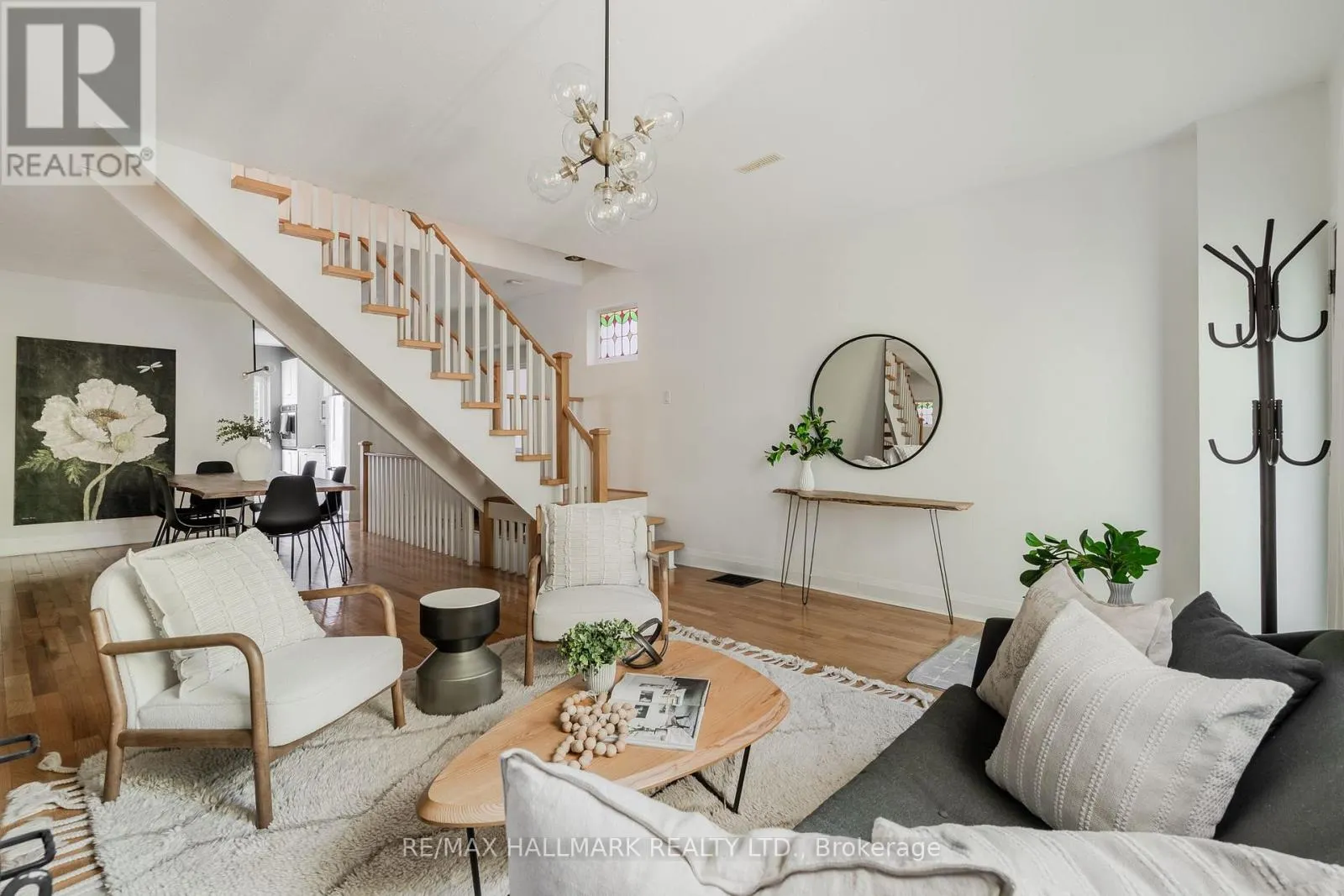 9 PRUST AVENUE