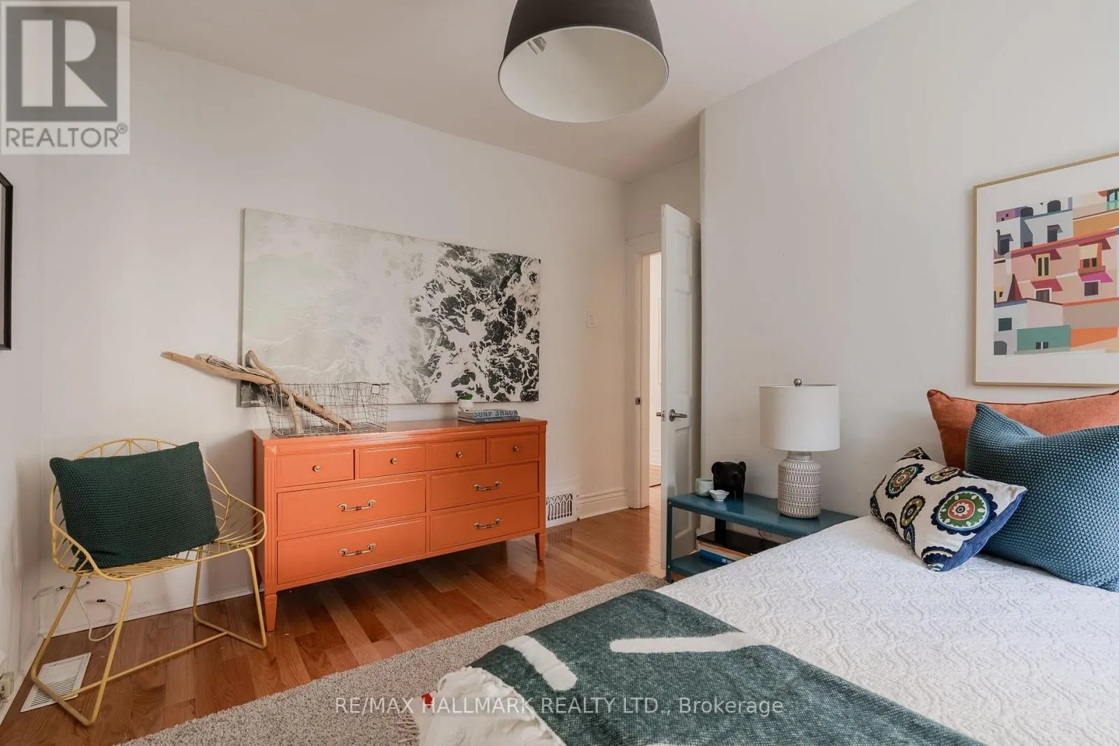 9 PRUST AVENUE