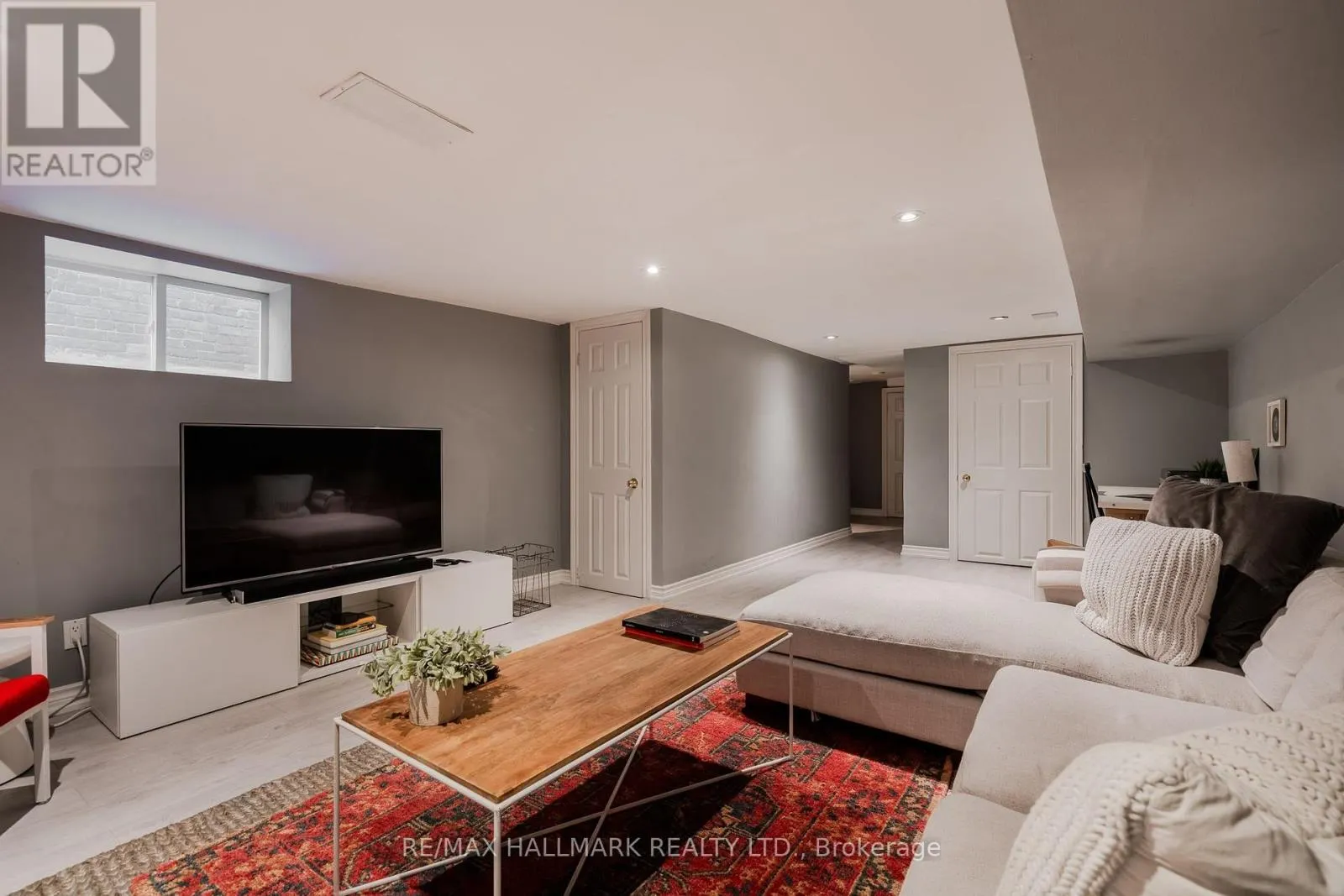 9 PRUST AVENUE