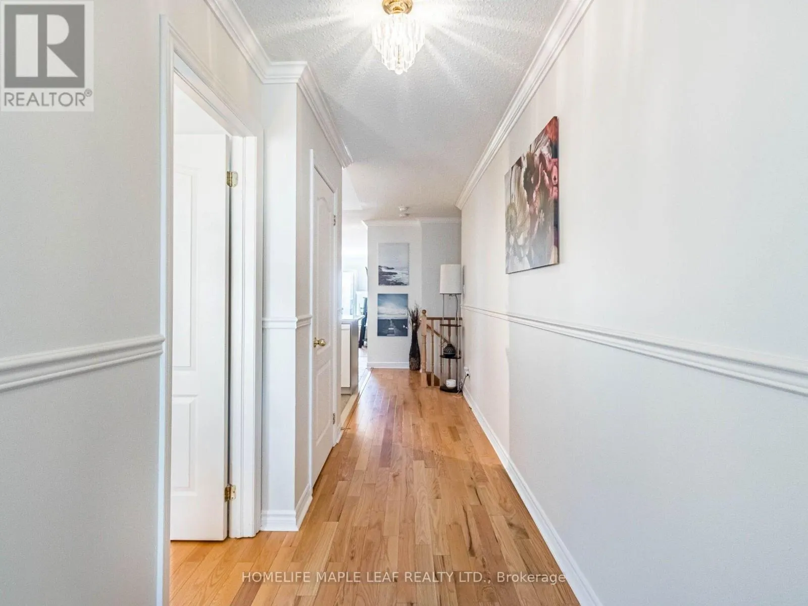 8 - 350 LAKEBREEZE DRIVE