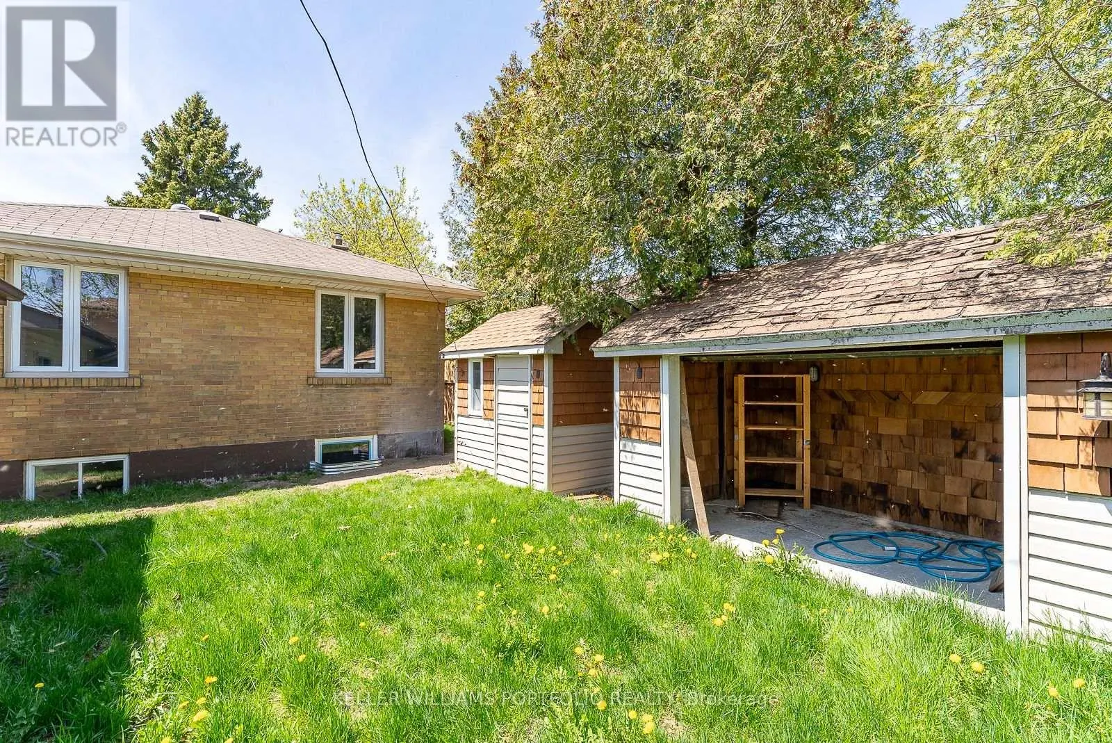 MAIN FLR - 1519 LAKESIDE STREET